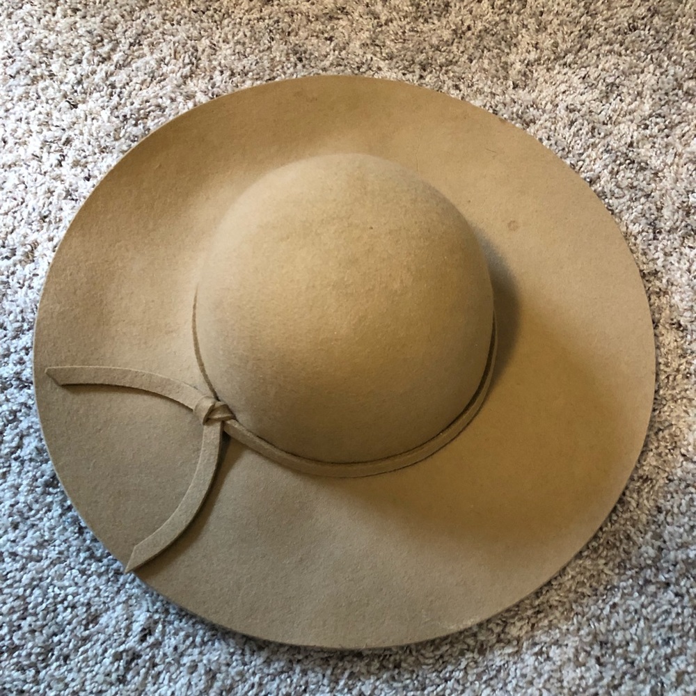 Wool Floppy Hat